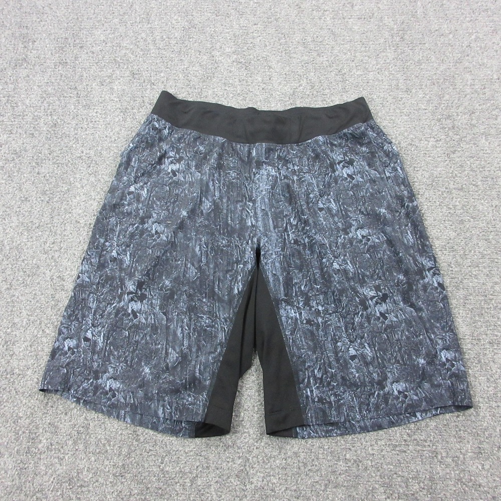 Lululemon Shorts Mens Large Gray Geometric Lined Athletic Running 9 Inseam